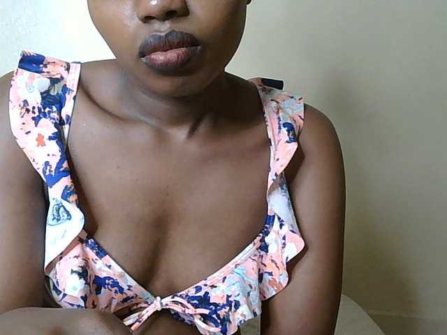 HornyZara live cam on BongaCams