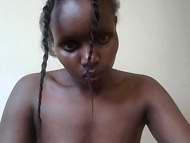HornyZara live cam on BongaCams