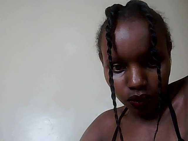 HornyZara live cam on BongaCams