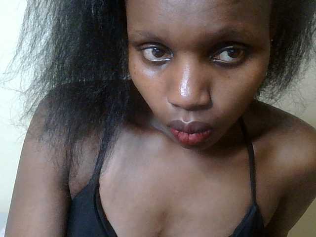 HornyZara live cam on BongaCams