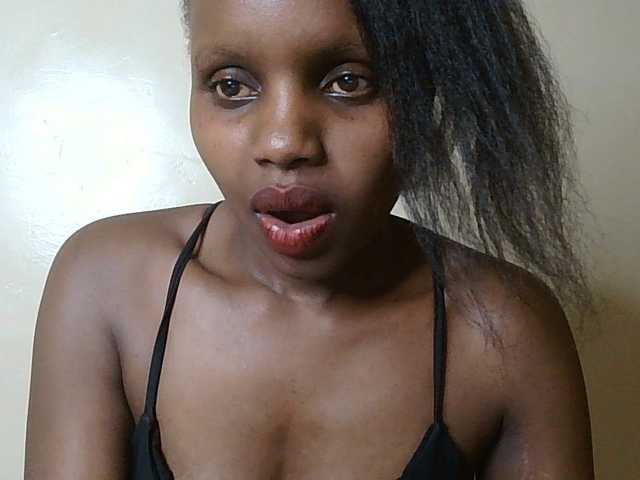 HornyZara live cam on BongaCams