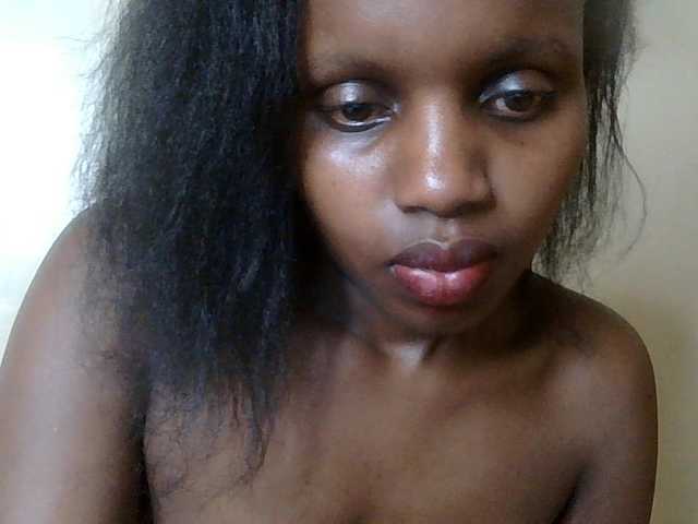 HornyZara live cam on BongaCams