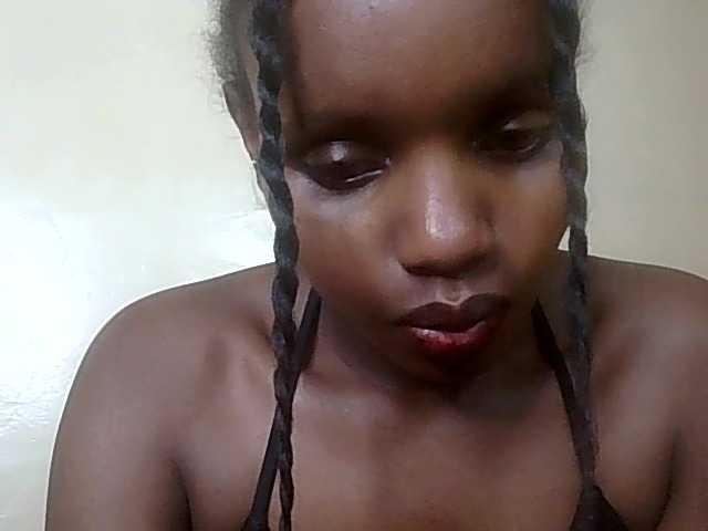 HornyZara live cam on BongaCams
