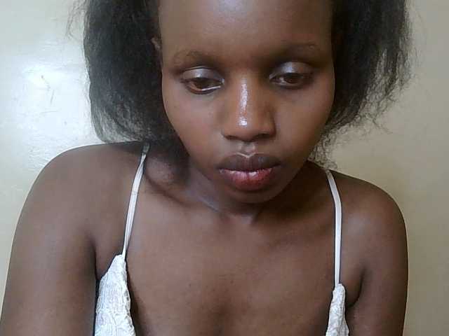 HornyZara live cam on BongaCams