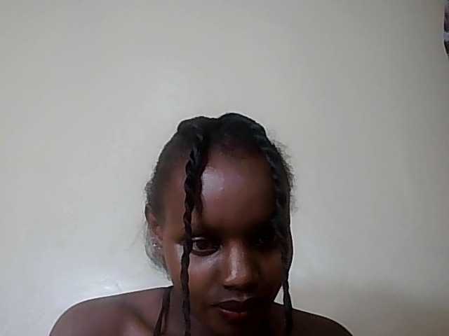 HornyZara live cam on BongaCams