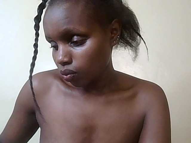 HornyZara live cam on BongaCams