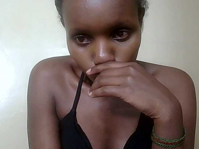 HornyZara live cam on BongaCams