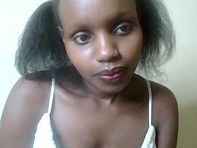 HornyZara live cam on BongaCams