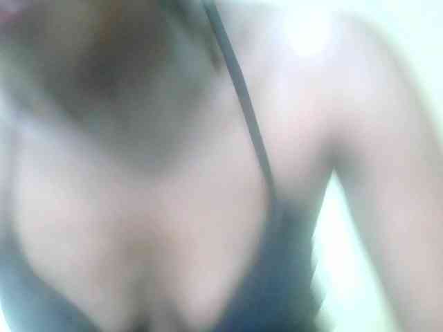 HornyZara webcam