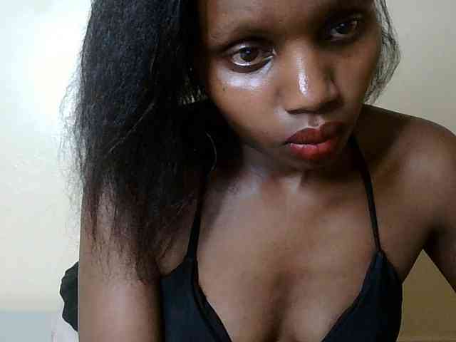 HornyZara webcam