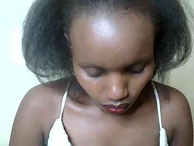 HornyZara webcam