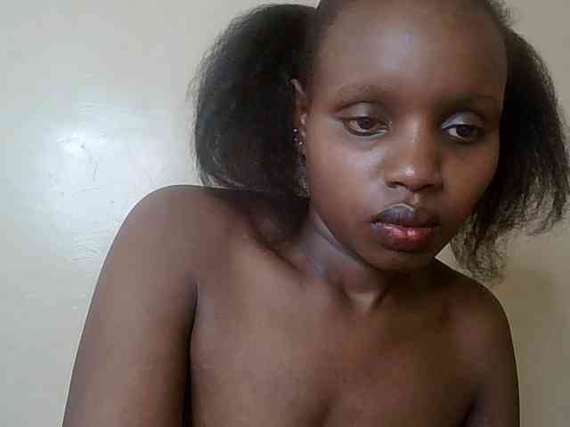 HornyZara webcam