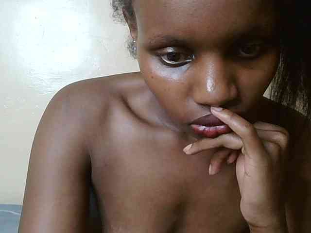 HornyZara webcam