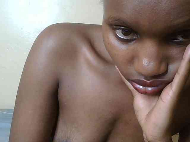 HornyZara webcam