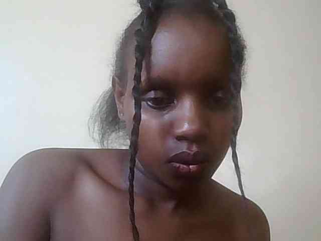 HornyZara webcam