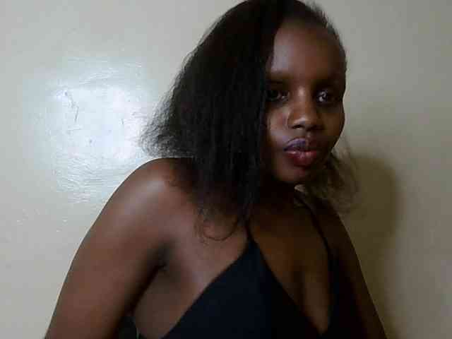 HornyZara webcam