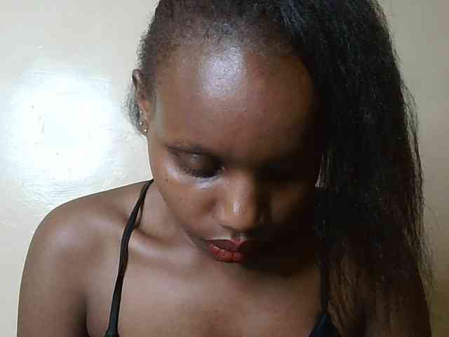 HornyZara webcam