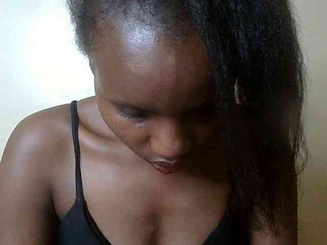 HornyZara webcam