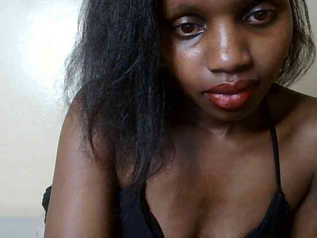 HornyZara webcam