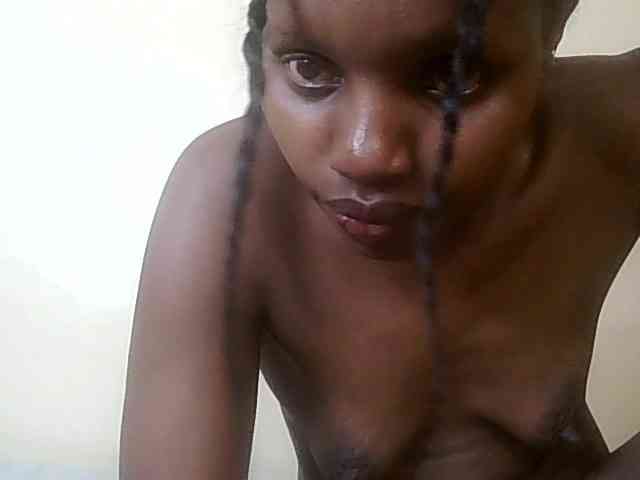 HornyZara webcam