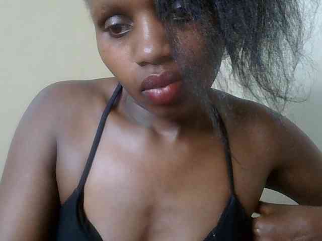 HornyZara webcam