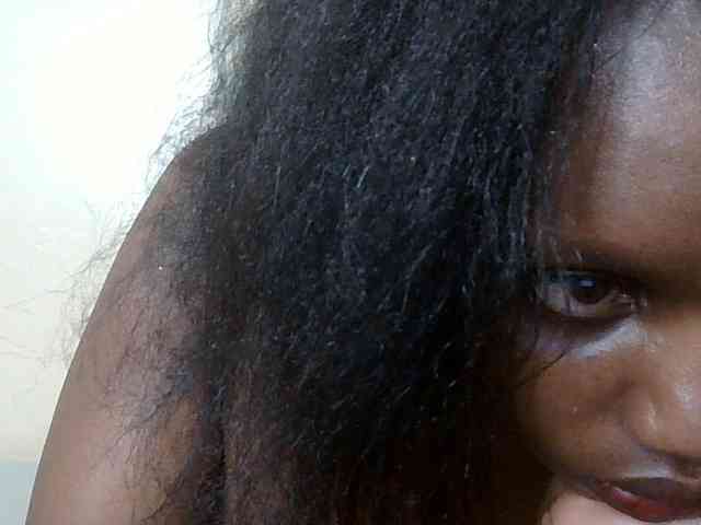HornyZara webcam