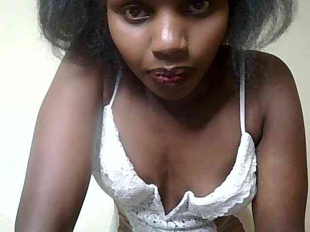 HornyZara webcam