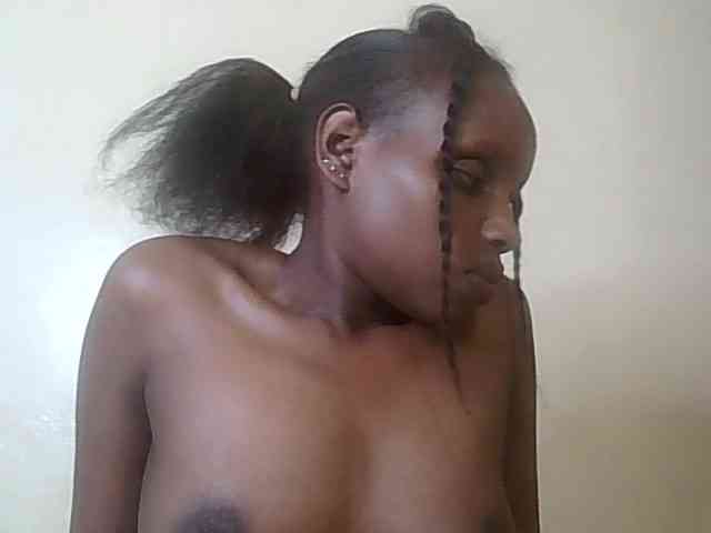 HornyZara webcam