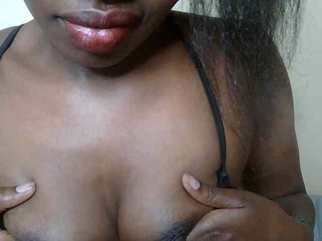HornyZara webcam
