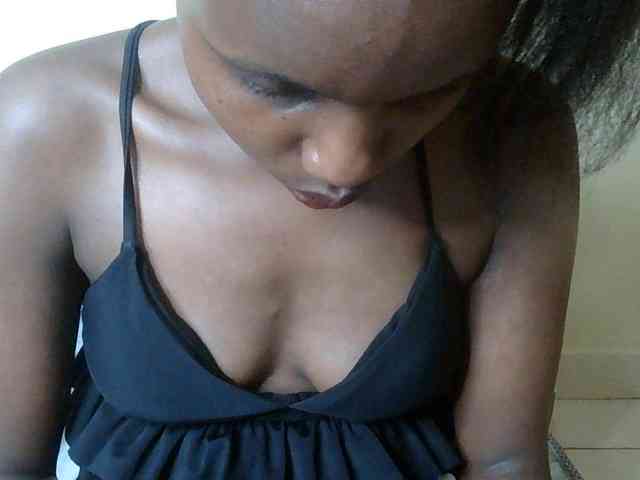 HornyZara webcam