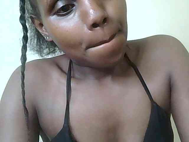 HornyZara webcam