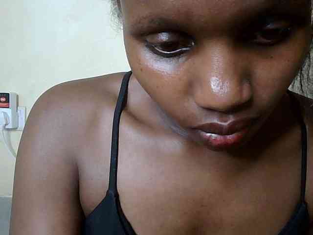 HornyZara webcam
