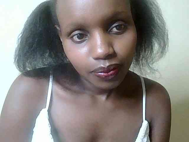 HornyZara Live Webcam on BongaCams