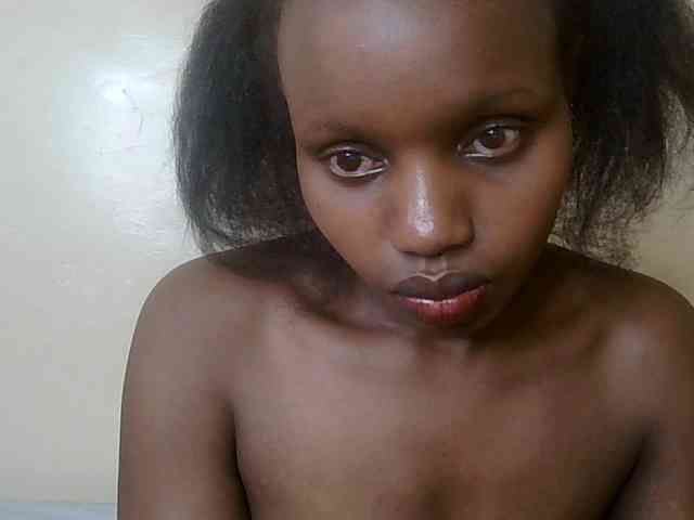 HornyZara webcam