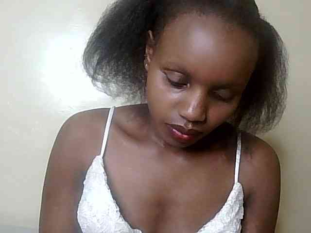 HornyZara webcam