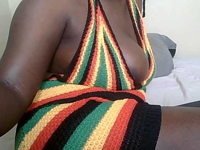 Monalisaa live cam on BongaCams
