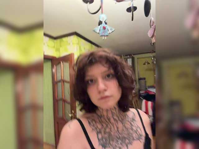 Too-much-nymph Live Cam on BongaCams