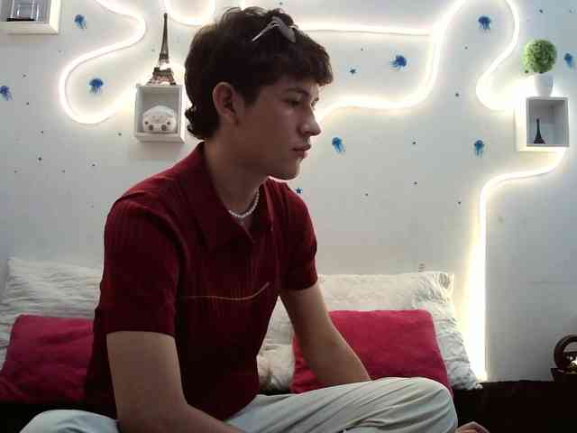 Cristhian-foxx Live Webcam on BongaCams