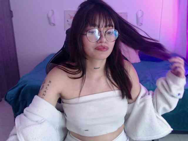 Isabella621 webcam