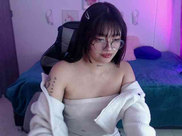 Isabella621 webcam