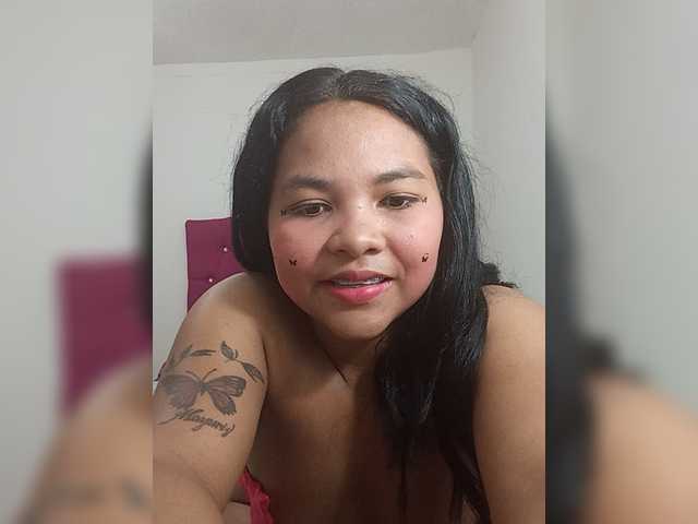 Sofia24c live cam on BongaCams