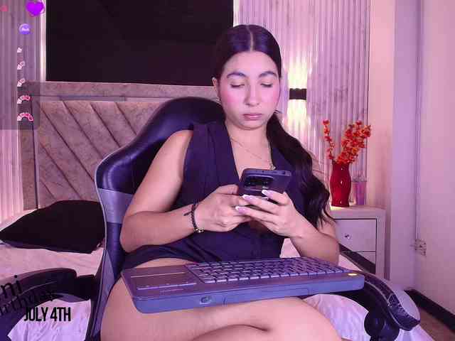 Bella-martini webcam