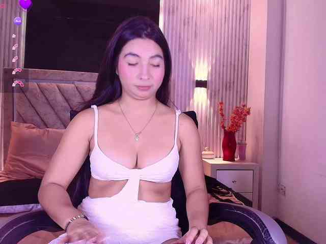 Bella-martini webcam
