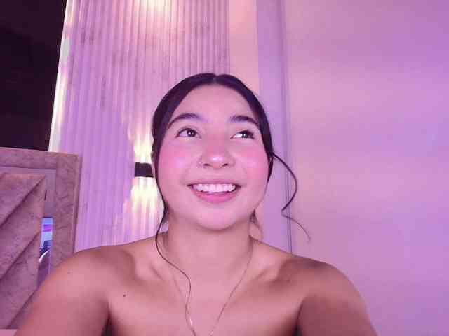 Bella-martini webcam
