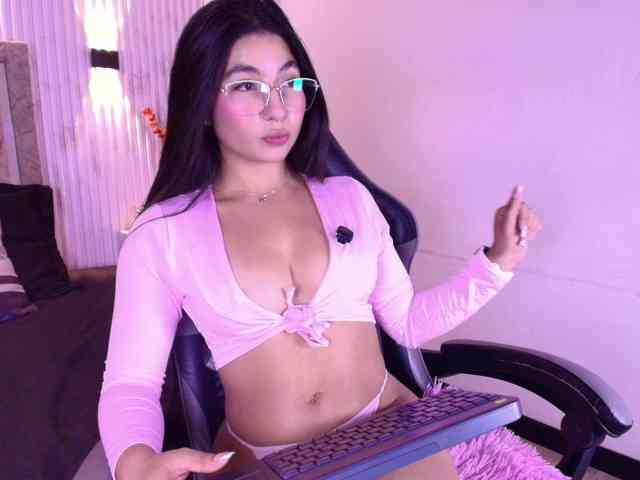 Bella-martini webcam
