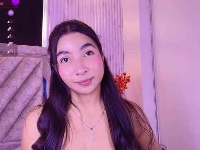 Bella-martini webcam