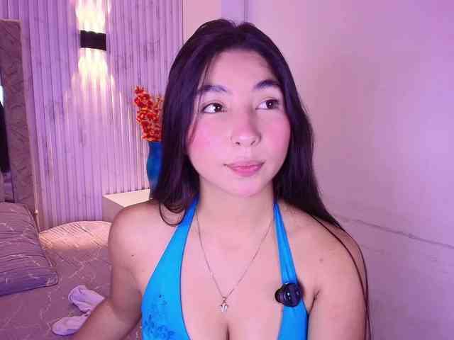 Bella-martini webcam