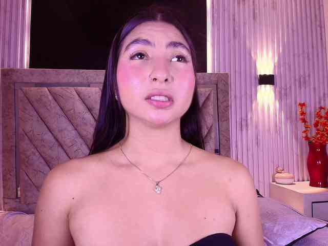 Bella-martini webcam