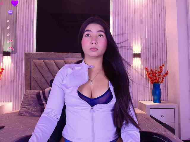 Bella-martini webcam