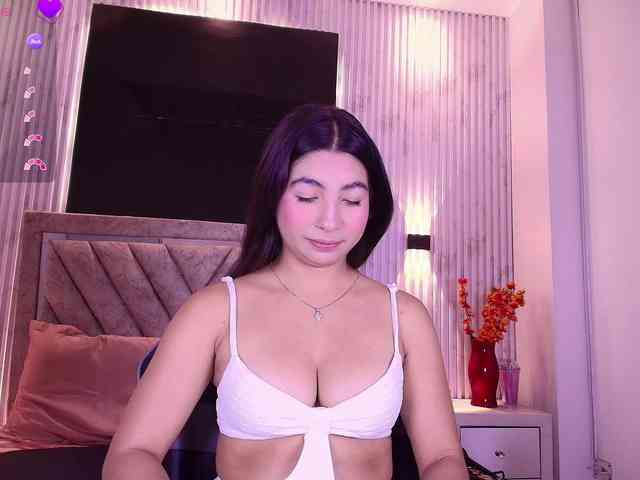 Bella-martini webcam
